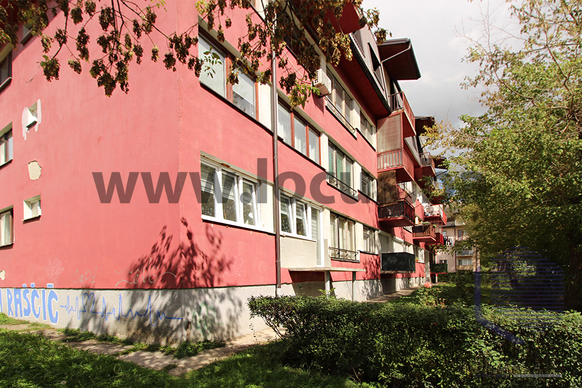 25Vanjski izgled sl1.jpg